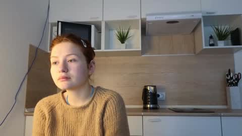 Snapshot of jelly_cherry chatting on 11, 12, 2024 Emily online show from 11, 12, 2024