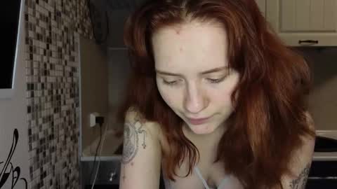 Snapshot of jelly_cherry chatting on 23, 1, 2025 Emily online show from 23, 1, 2025