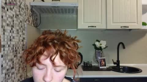 Snapshot of jelly_cherry chatting on 10, 2, 2025 Emily online show from 10, 2, 2025