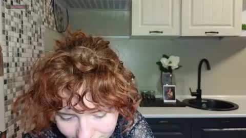 Snapshot of jelly_cherry chatting on 12, 2, 2025 Emily online show from 12, 2, 2025