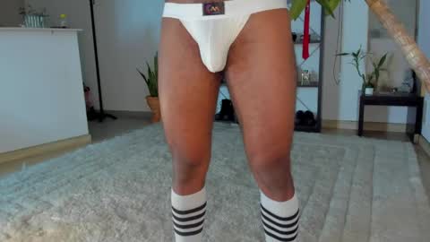 Snapshot of jem_roses3 chatting on 30, 5, 2026 jem roses3 online show from 30, 5, 2026