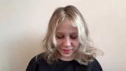 Jessica online show from 22, 4, 2026