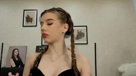 Dolly online show from 31, 5, 2026