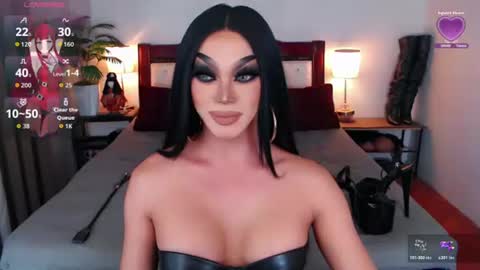 Snapshot of jenifers_body chatting on 7, 7, 2026 Queen Jenifer online show from 7, 7, 2026