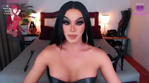 Snapshot of jenifers_body chatting on 11, 7, 2026 Queen Jenifer online show from 11, 7, 2026