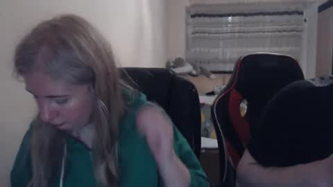 JenisAndPeter online show from 18, 4, 2026