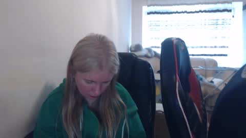 JenisAndPeter online show from 20, 4, 2026