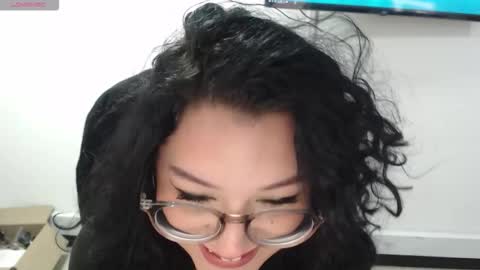 jenn online show from 24, 9, 2025