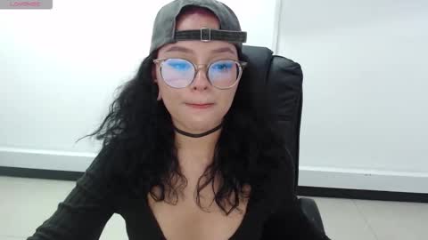 jenn online show from 2, 12, 2025