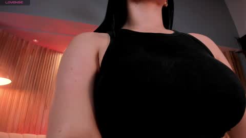 Jenna Olson  online show from 25, 2, 2025