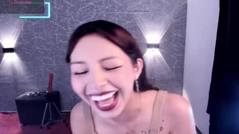 Jenner online show from 18, 10, 2025