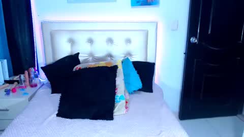 jenn online show from 16, 2, 2025