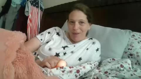 Jennibean6996 online show from 12, 7, 2026