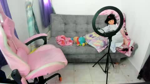 jennifer_bodyy0404 online show from 23, 7, 2026