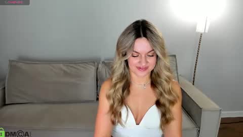 Jennifer Perezz online show from 28, 7, 2026