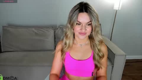 Jennifer Perezz online show from 28, 7, 2026