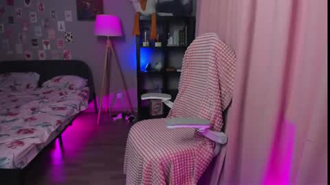 jenniferka online show from 28, 7, 2026