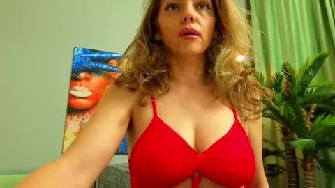 Snapshot of jenniferreys chatting on 24, 5, 2026 jenniferreys online show from 24, 5, 2026