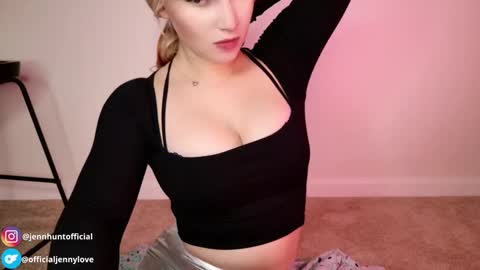 Snapshot of jenniferwhoreance chatting on 6, 1, 2025 Jenn Hunt FYI spit on tits price change not denoted in menu images see tipmenu online show from 6, 1, 2025