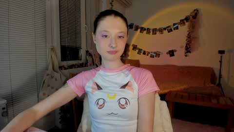 Snapshot of jenny_cox_love chatting on 3, 1, 2025 Jennifer Jenny Darling online show from 3, 1, 2025