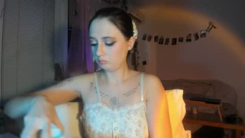 Jennifer Jenny Darling   online show from 5, 1, 2026