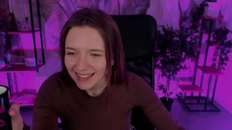 Snapshot of jennydens chatting on 19, 12, 2024 Jenny NO Nude online show from 19, 12, 2024