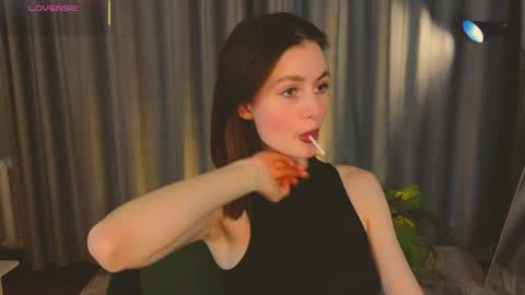 jennyfer_me online show from 24, 3, 2026