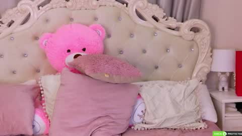 Jenny Ferguson online show from 7, 4, 2026