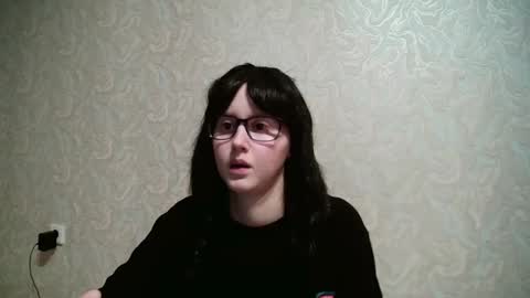 JennyOlset online show from 4, 3, 2025