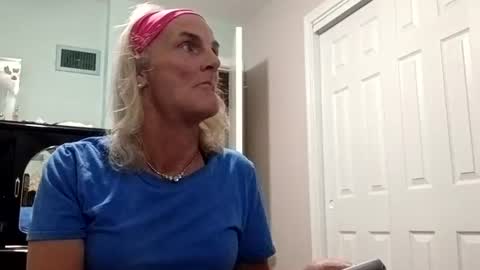 jennywomacks online show from 1, 7, 2026