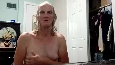 jennywomacks online show from 15, 7, 2026