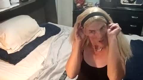 jennywomacks online show from 3, 8, 2026