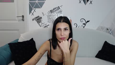 Jenny online show from 23, 1, 2025
