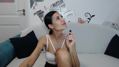 Jenny online show from 27, 2, 2025