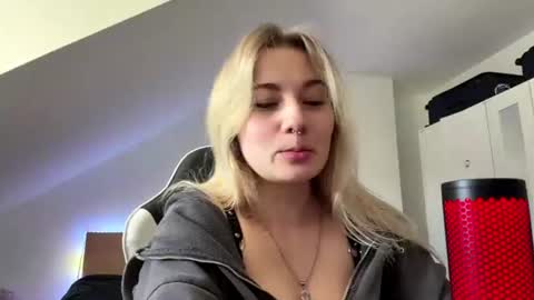 Sonya online show from 24, 7, 2026