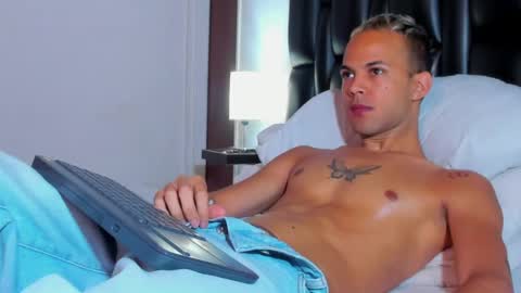 Jeremmy online show from 6, 2, 2025