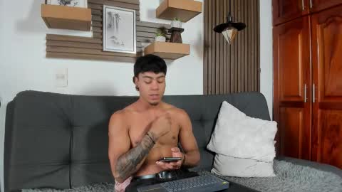 Snapshot of jeremy_wallker chatting on 8, 3, 2026 Jeremy online show from 8, 3, 2026