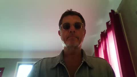 Snapshot of jerflor chatting on 3, 3, 2026 jerflor online show from 3, 3, 2026