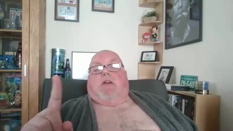 Snapshot of jerseyhammer01 chatting on 18, 5, 2026 Harry online show from 18, 5, 2026