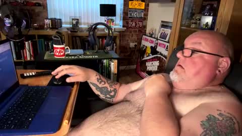 Snapshot of jerseyhammer01 chatting on 30, 5, 2026 Harry online show from 30, 5, 2026