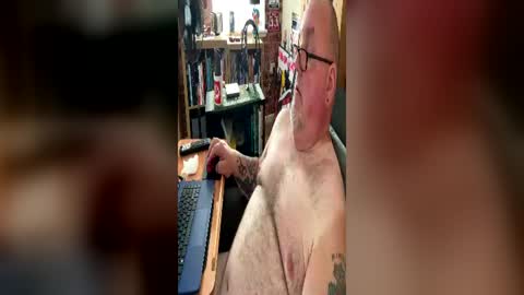 Snapshot of jerseyhammer01 chatting on 13, 6, 2026 Harry online show from 13, 6, 2026