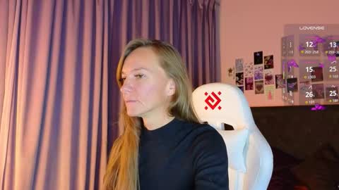 jesica_moon_peachy online show from 26, 9, 2025