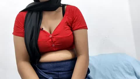 Snapshot of jesmin18 chatting on 23, 7, 2026 Jesmin online show from 23, 7, 2026