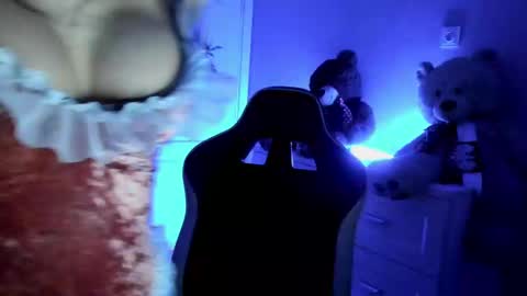 jess1ca_rabb1t online show from 7, 12, 2024