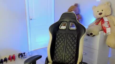 jess1ca_rabb1t online show from 10, 1, 2025