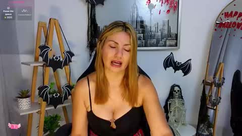 bella  adams online show from 21, 10, 2025