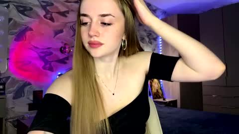 Jessica hot online show from 25, 4, 2026