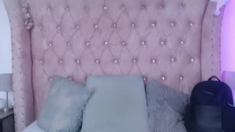 Jessica  online show from 3, 2, 2026