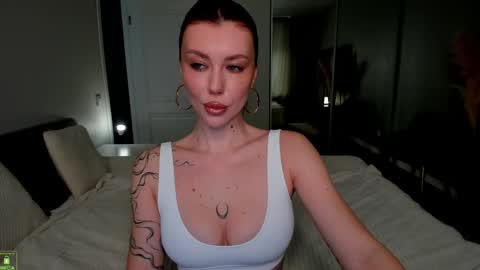 Snapshot of jessica_gill chatting on 19, 2, 2025 Jessica online show from 19, 2, 2025