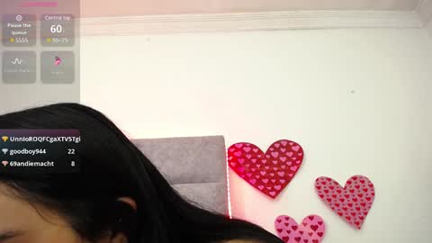 Jessica Kraft online show from 30, 1, 2025